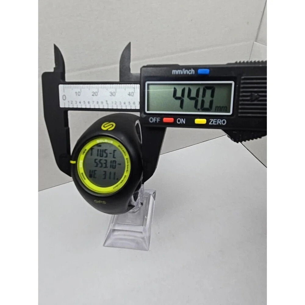 Soleus SG100 J13 GPS Running Watch Digital Fitness Stopwatch Backlight Black
